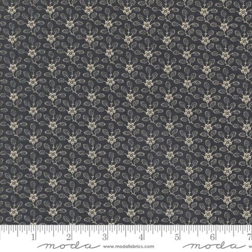 Moda - French General - Sacre Bleu - Petunia Indigo 1397518